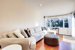 26 Midland Rd, East Hills, NY 11577 - Photo 9