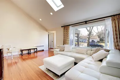 26 Midland Road, East Hills, NY 11577 - Photo 5