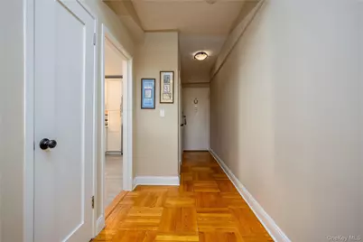 900 Palmer Road #9J, Bronxville, NY 10708 - Photo 3