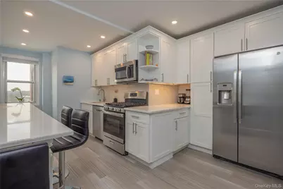 900 Palmer Road #9J, Bronxville, NY 10708 - Photo 1