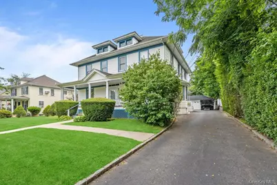 33 Landing Rd, Glen Cove, NY 11542 - Photo 5