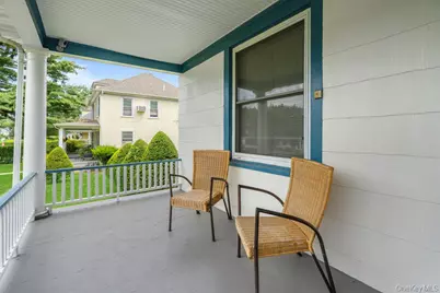 33 Landing Rd, Glen Cove, NY 11542 - Photo 1