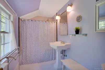 90 Old Depot Road, Quogue, NY 11959 - Photo 15