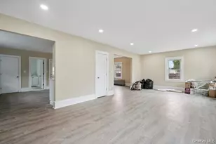 1030 Glen Cove Ave, Glen Head, NY 11545 - Photo 3