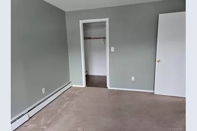 1840 Crompond Road #9A6, Peekskill, NY 10566 - Photo 11