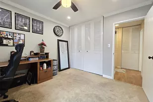 392 Clubhouse Ct, Coram, NY 11727 - Photo 11