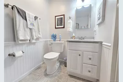 392 Clubhouse Court, Coram, NY 11727 - Photo 15