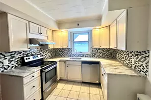 22 Canal Dr, Godeffroy, NY 12729 - Photo 9