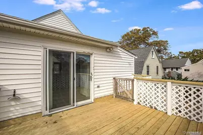 75 Maxwell Avenue #B, Oyster Bay, NY 11771 - Photo 13