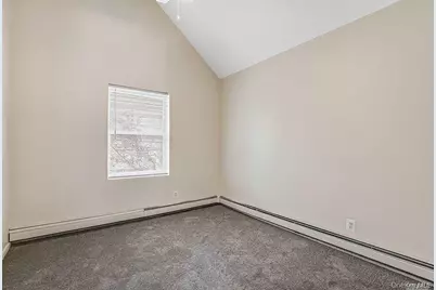 75 Maxwell Avenue #B, Oyster Bay, NY 11771 - Photo 9