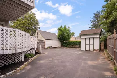75 Maxwell Avenue #B, Oyster Bay, NY 11771 - Photo 19