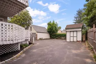 75 Maxwell Ave, Oyster Bay, NY 11771 - Photo 19