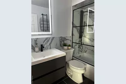 [Address not provided], Bayside, NY 11360 - Photo 5