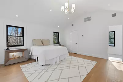 10 Tramposh Lane, Hampton Bays, NY 11946 - Photo 15