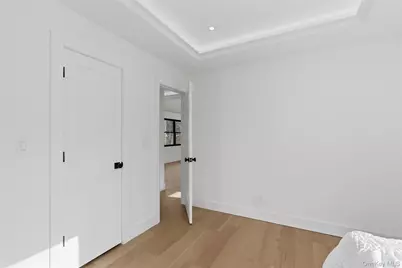 10 Tramposh Lane, Hampton Bays, NY 11946 - Photo 21