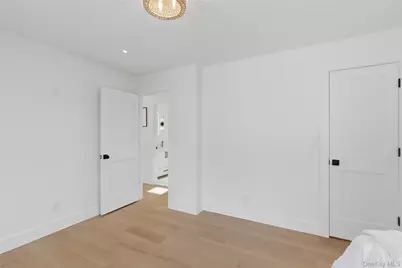 10 Tramposh Lane, Hampton Bays, NY 11946 - Photo 23