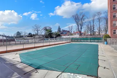 54-44 Little Neck Parkway #4S, Little Neck, NY 11362 - Photo 31