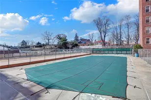 54-44 Little Neck Pkwy, Little Neck, NY 11362 - Photo 31