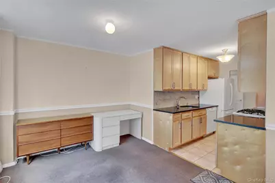 54-44 Little Neck Parkway #4S, Little Neck, NY 11362 - Photo 19