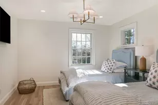 11 1st St, Bellport, NY 11713 - Photo 17