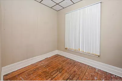 798 N Broadway, Yonkers, NY 10701 - Photo 11