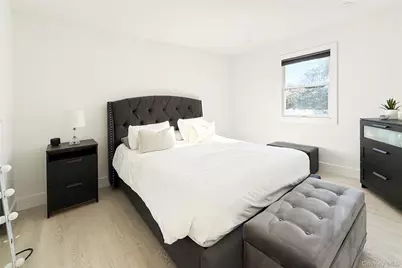 121 Ponquogue Avenue, Hampton Bays, NY 11946 - Photo 13