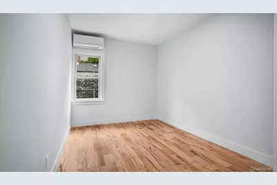 2738 Miles Avenue, Bronx, NY 10465 - Photo 11