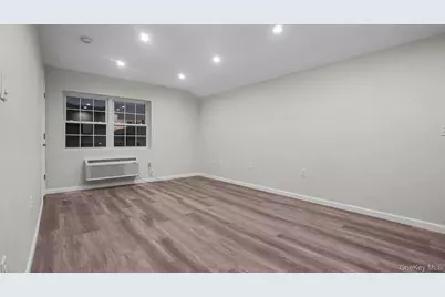 332 Underhill Avenue, Bronx, NY 10473 - Photo 15