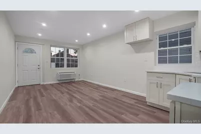 332 Underhill Avenue, Bronx, NY 10473 - Photo 9