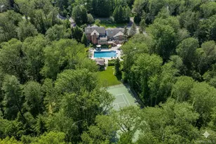 8 Brookville Ln S, Brookville, NY 11545 - Photo 27