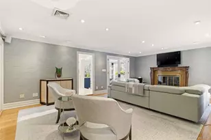 8 Brookville Ln S, Brookville, NY 11545 - Photo 13