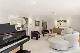 8 Brookville Ln S, Brookville, NY 11545 - Photo 9