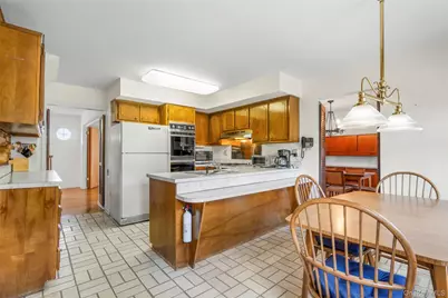 506 Oakwood Road, Mamaroneck, NY 10543 - Photo 11