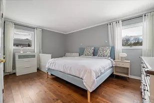 45 Pickwick Dr N, Syosset, NY 11791 - Photo 7