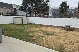 80-06 209th St, Hollis, NY 11427 - Photo 27