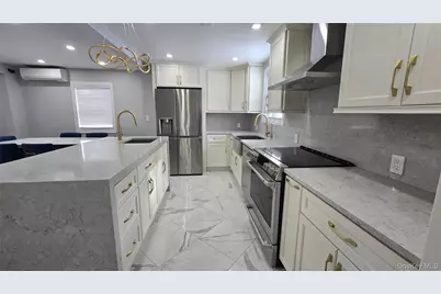 80-06 209th Street, Hollis, NY 11427 - Photo 9