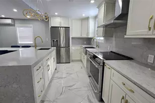 80-06 209th St, Hollis, NY 11427 - Photo 9