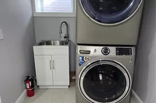 80-06 209th St, Hollis, NY 11427 - Photo 23