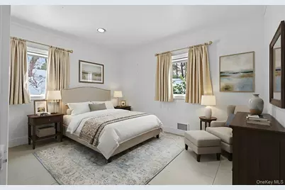 11 Juneau Boulevard, Woodbury, NY 11797 - Photo 27