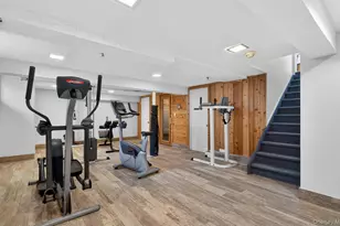 11 Juneau Blvd, Woodbury, NY 11797 - Photo 31