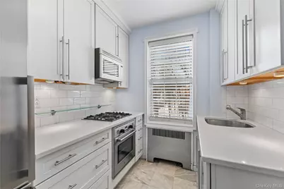 74 Pinewood Road #2F, Hartsdale, NY 10530 - Photo 11