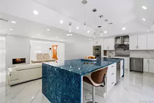 1 Strawberry Ln, Roslyn Heights, NY 11577 - Photo 13