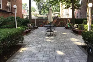 54-44 Little Neck Pkwy, Little Neck, NY 11362 - Photo 9