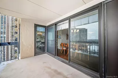 269-10 Grand Central Parkway #19K, Floral Park, NY 11005 - Photo 33