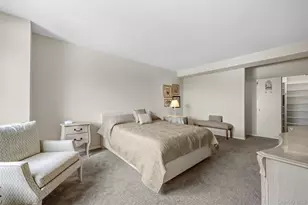 269-10 Grand Central Pkwy, Floral Park, NY 11005 - Photo 25