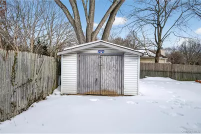 68 Champlain Street, Port Jefferson Station, NY 11776 - Photo 41