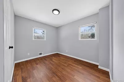 68 Champlain Street, Port Jefferson Station, NY 11776 - Photo 21