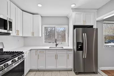 68 Champlain Street, Port Jefferson Station, NY 11776 - Photo 5