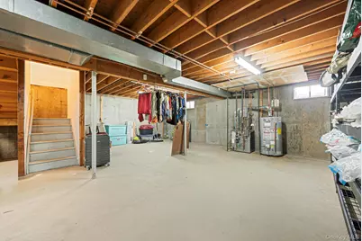 475 Old Country Road, Huntington Station, NY 11746 - Photo 25