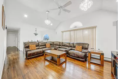 475 Old Country Road, Huntington Station, NY 11746 - Photo 7